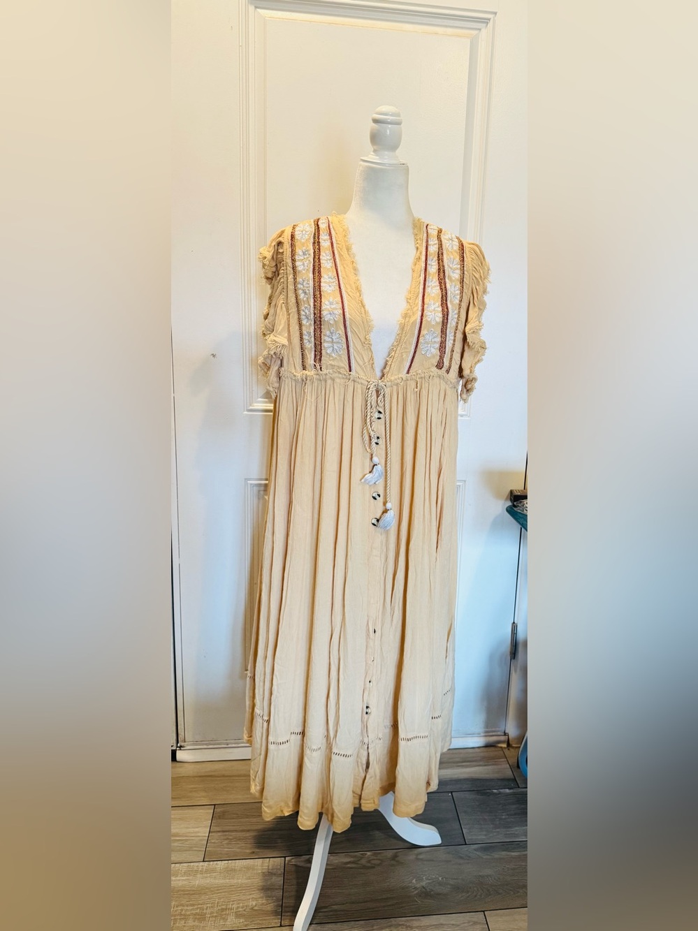 Free People Will Wait For You Midi Embroidered cream dress Boho size L Like New